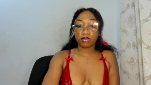 Snapshot of freaky_ebonygirl chatting on October 7, 2025, 6:10 am Freaky ebonygirl online show from October 7, 2025, 6:10 am