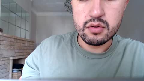 Snapshot of fred_555 chatting on February 13, 2025, 11:04 pm fred_555 online show from February 13, 2025, 11:04 pm