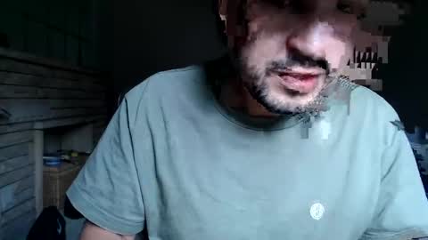 Snapshot of fred_555 chatting on March 3, 2025, 5:53 am fred_555 online show from March 3, 2025, 5:53 am