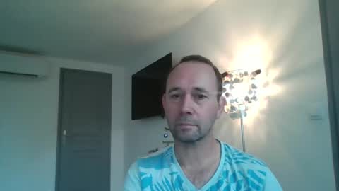 Snapshot of fredodu41 chatting on December 22, 2024, 12:38 pm fredodu41 online show from December 22, 2024, 12:38 pm