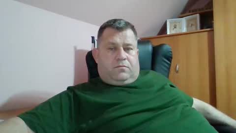 Snapshot of freeboy80180 chatting on December 16, 2024, 7:54 pm freeboy80180 online show from December 16, 2024, 7:54 pm