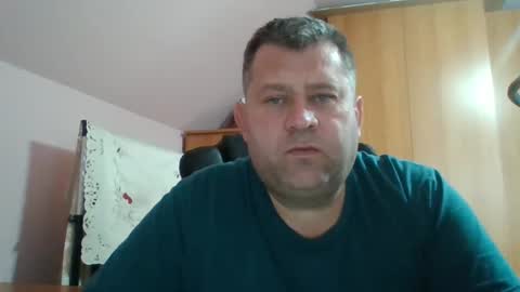 Snapshot of freeboy80180 chatting on December 22, 2024, 10:06 am freeboy80180 online show from December 22, 2024, 10:06 am