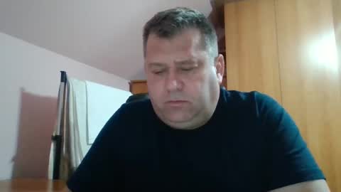 Snapshot of freeboy80180 chatting on December 25, 2024, 6:09 pm freeboy80180 online show from December 25, 2024, 6:09 pm