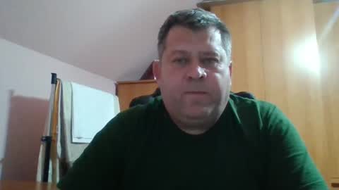 Snapshot of freeboy80180 chatting on January 6, 2025, 3:29 pm freeboy80180 online show from January 6, 2025, 3:29 pm