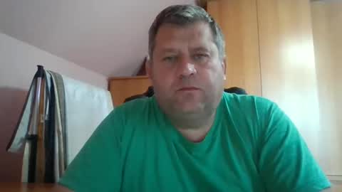 Snapshot of freeboy80180 chatting on September 21, 2025, 6:04 am freeboy80180 online show from September 21, 2025, 6:04 am