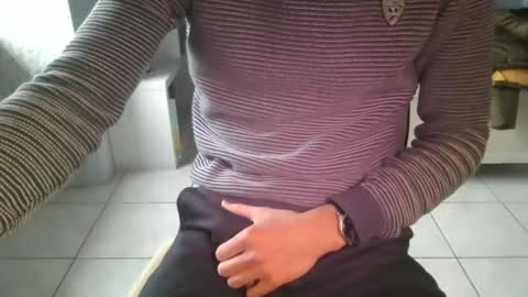 Snapshot of french_666999 chatting on January 9, 2025, 12:41 pm French 666999 online show from January 9, 2025, 12:41 pm