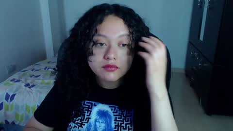 Snapshot of freud_x_louise1 chatting on January 9, 2025, 9:27 am Louise  online show from January 9, 2025, 9:27 am