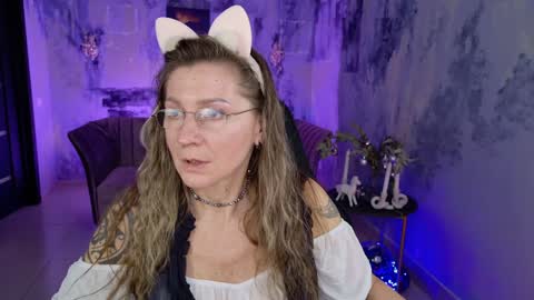 Snapshot of fridatander chatting on December 28, 2024, 4:52 pm Frida Tander online show from December 28, 2024, 4:52 pm