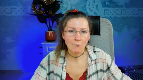 Snapshot of fridatander chatting on January 5, 2025, 9:05 am Frida Tander online show from January 5, 2025, 9:05 am