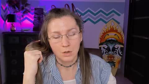 Snapshot of fridatander chatting on March 3, 2025, 12:16 pm Frida Tander online show from March 3, 2025, 12:16 pm