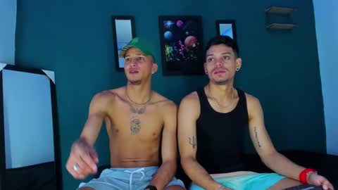 Snapshot of friendsofeverything_ chatting on March 10, 2025, 1:10 pm Adam y pitter online show from March 10, 2025, 1:10 pm