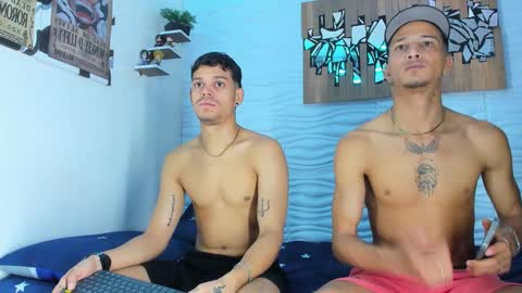 Snapshot of friendsofeverything_ chatting on October 1, 2025, 2:01 pm Adam y pitter online show from October 1, 2025, 2:01 pm