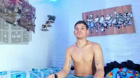 Snapshot of friendsofeverything_ chatting on October 8, 2025, 11:13 pm Adam y pitter online show from October 8, 2025, 11:13 pm