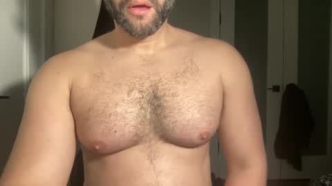 Snapshot of fuckyeahcoach chatting on February 6, 2025, 10:37 am Muscle Bear Jock in Training online show from February 6, 2025, 10:37 am