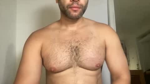 Snapshot of fuckyeahcoach chatting on October 8, 2025, 10:24 am Muscle Bear Jock in Training online show from October 8, 2025, 10:24 am