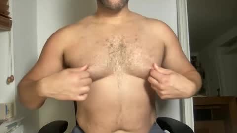 Snapshot of fuckyeahcoach chatting on October 9, 2025, 10:35 am Muscle Bear Jock in Training online show from October 9, 2025, 10:35 am