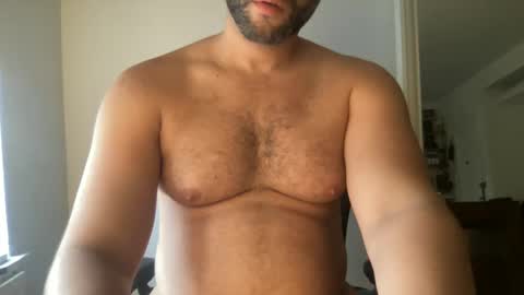Snapshot of fuckyeahcoach chatting on October 19, 2025, 9:26 pm Muscle Bear Jock in Training online show from October 19, 2025, 9:26 pm