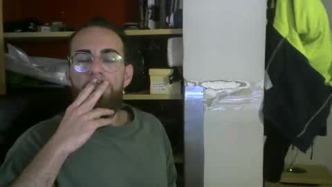 Snapshot of fuerte440 chatting on October 15, 2025, 8:03 am fuerte440 online show from October 15, 2025, 8:03 am