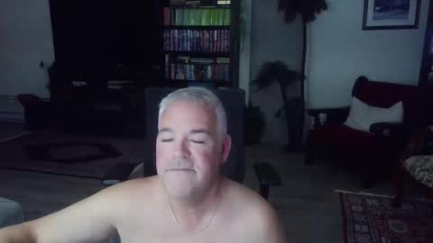 Snapshot of fullastars chatting on October 16, 2025, 10:00 pm fullastars online show from October 16, 2025, 10:00 pm