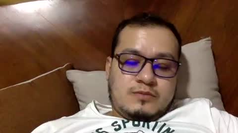 Snapshot of funnyboys18 chatting on December 17, 2024, 6:53 pm Zanty online show from December 17, 2024, 6:53 pm