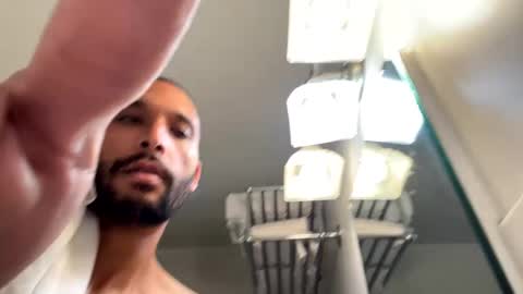 Snapshot of fvvkboyy chatting on January 13, 2025, 2:18 am fvvkboyy online show from January 13, 2025, 2:18 am