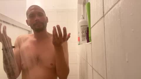 Snapshot of fvvkboyy chatting on February 1, 2025, 2:02 pm fvvkboyy online show from February 1, 2025, 2:02 pm