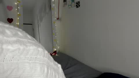 Snapshot of gabriela_duarte chatting on February 24, 2025, 2:51 am Gabi online show from February 24, 2025, 2:51 am