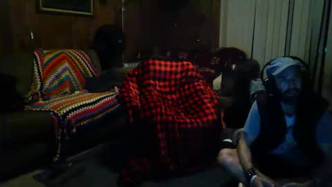 Snapshot of gamerfiend420 chatting on October 27, 2025, 9:35 am gamerfiend420 online show from October 27, 2025, 9:35 am