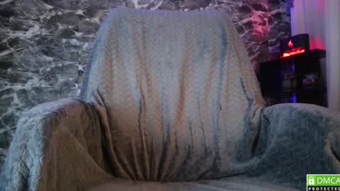 Snapshot of garbel09 chatting on December 28, 2024, 10:03 am Chris  Dont forget to gift me thumb up Its very important to me and makes me happy AF  online show from December 28, 2024, 10:03 am