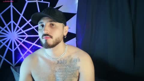 Snapshot of garbel09 chatting on January 28, 2025, 6:49 pm Chris  Dont forget to gift me thumb up Its very important to me and makes me happy AF  online show from January 28, 2025, 6:49 pm