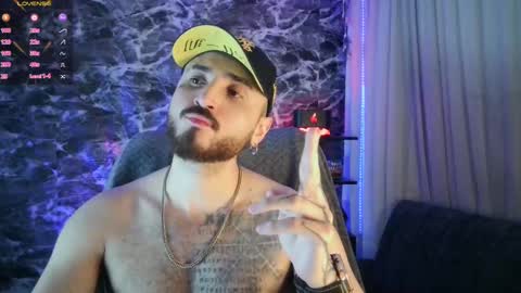 Snapshot of garbel09 chatting on February 12, 2025, 4:54 am Chris  Dont forget to gift me thumb up Its very important to me and makes me happy AF  online show from February 12, 2025, 4:54 am