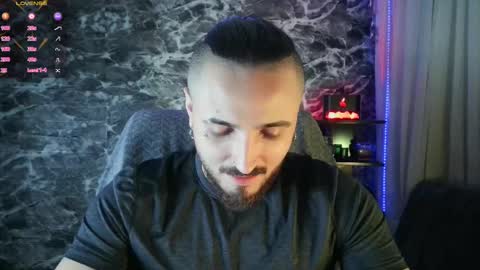 Snapshot of garbel09 chatting on February 19, 2025, 5:38 am Chris  Dont forget to gift me thumb up Its very important to me and makes me happy AF  online show from February 19, 2025, 5:38 am