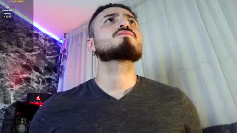 Snapshot of garbel09 chatting on September 29, 2025, 6:40 am Chris  Dont forget to gift me thumb up Its very important to me and makes me happy AF  online show from September 29, 2025, 6:40 am