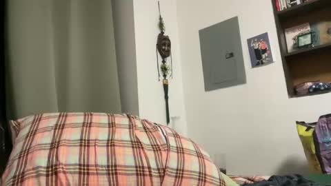 Snapshot of gargoyle_blog chatting on November 1, 2025, 12:56 am Gargoyle online show from November 1, 2025, 12:56 am