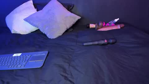 Snapshot of gasai_usagi_gh chatting on September 25, 2025, 7:28 pm  Usagi  online show from September 25, 2025, 7:28 pm