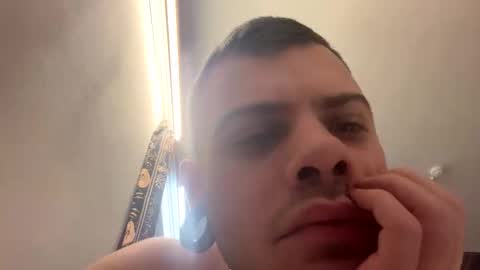 Snapshot of gayboyx1312 chatting on November 4, 2025, 4:00 am gayboyx1312 online show from November 4, 2025, 4:00 am