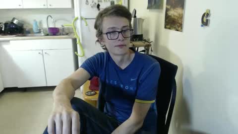 Snapshot of gdanch chatting on December 31, 2024, 1:36 am G online show from December 31, 2024, 1:36 am