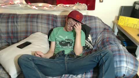 Snapshot of gdanch chatting on January 18, 2025, 8:40 pm G online show from January 18, 2025, 8:40 pm