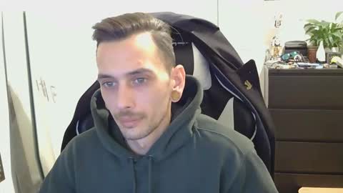 Snapshot of george71311 chatting on November 2, 2025, 7:38 pm George2323 online show from November 2, 2025, 7:38 pm