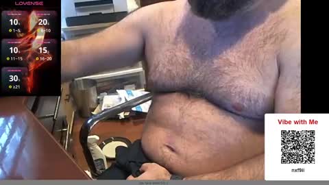 Snapshot of geronimo_431 chatting on December 9, 2024, 7:39 pm Daddy Jokes online show from December 9, 2024, 7:39 pm