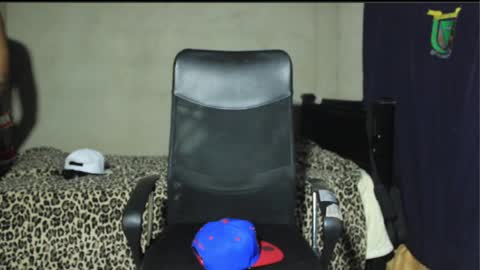 Snapshot of ghettolife2020 chatting on February 25, 2025, 4:00 pm ghettolife2020 online show from February 25, 2025, 4:00 pm