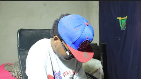 Snapshot of ghettolife2020 chatting on October 29, 2025, 2:36 am ghettolife2020 online show from October 29, 2025, 2:36 am