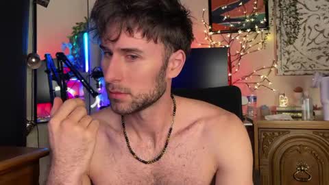 Snapshot of ghostdaddy9 chatting on November 1, 2025, 2:35 am big boy ghost face online show from November 1, 2025, 2:35 am