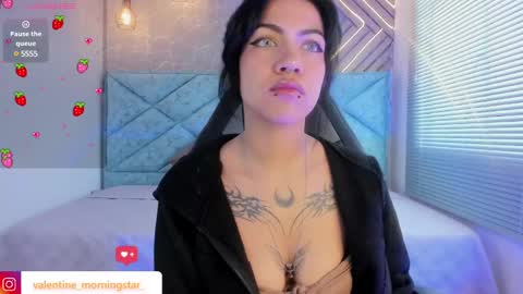 Gia online show from December 22, 2024, 3:22 pm