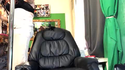 Snapshot of ginagender chatting on November 8, 2025, 10:26 am GinaGender online show from November 8, 2025, 10:26 am