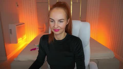 Snapshot of gingergazee chatting on October 22, 2025, 6:57 am GinegerGazee online show from October 22, 2025, 6:57 am