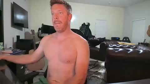 Snapshot of gingerzaddy chatting on October 14, 2025, 10:27 am gingerzaddy online show from October 14, 2025, 10:27 am