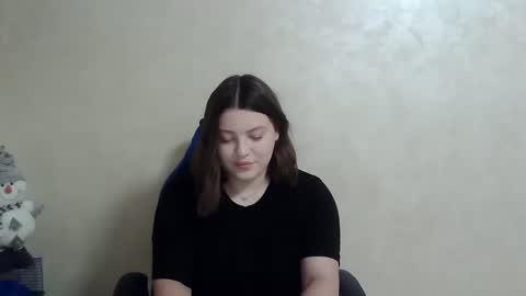 Snapshot of girl_leya chatting on December 11, 2024, 11:21 pm girl_leya online show from December 11, 2024, 11:21 pm