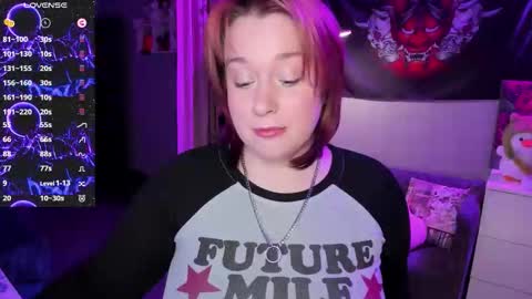AlexaMillis online show from October 20, 2025, 7:47 pm