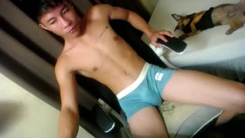 Snapshot of glenndou_daxs chatting on September 19, 2025, 6:37 am glenndou_daxs online show from September 19, 2025, 6:37 am